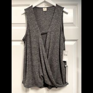 NWT O’Neill Crossover Tank S